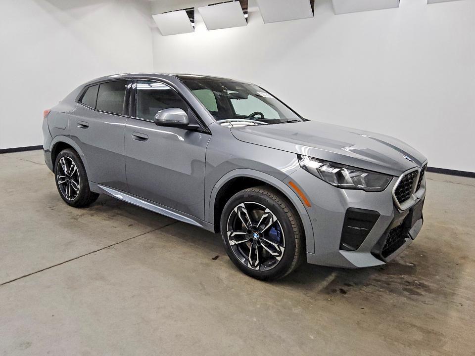 2026 BMW 2026 b m w x Series X2 4D suv 28I Xdrive Msport
