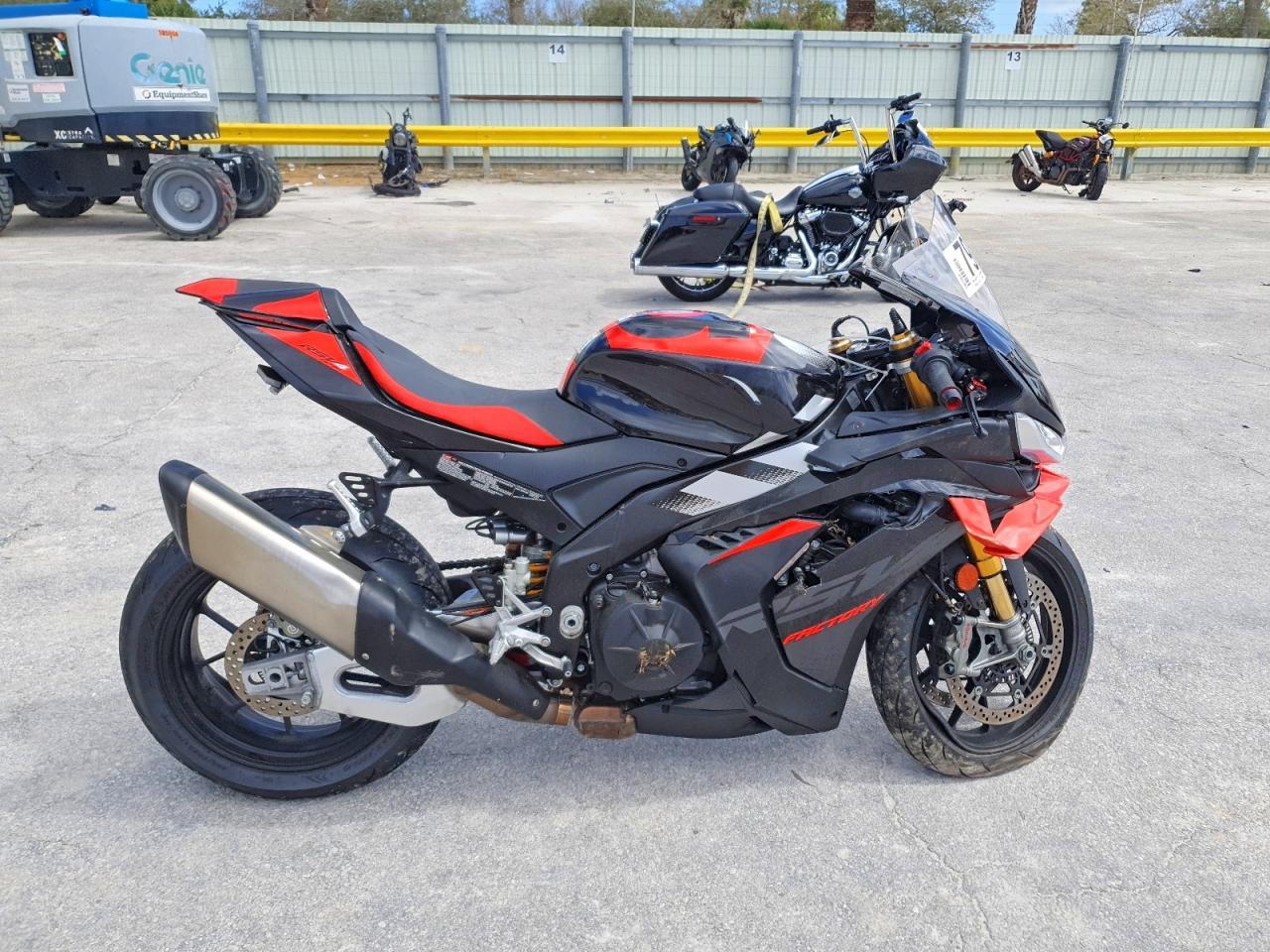 2026 Aprilia RSV4 1100 Factory