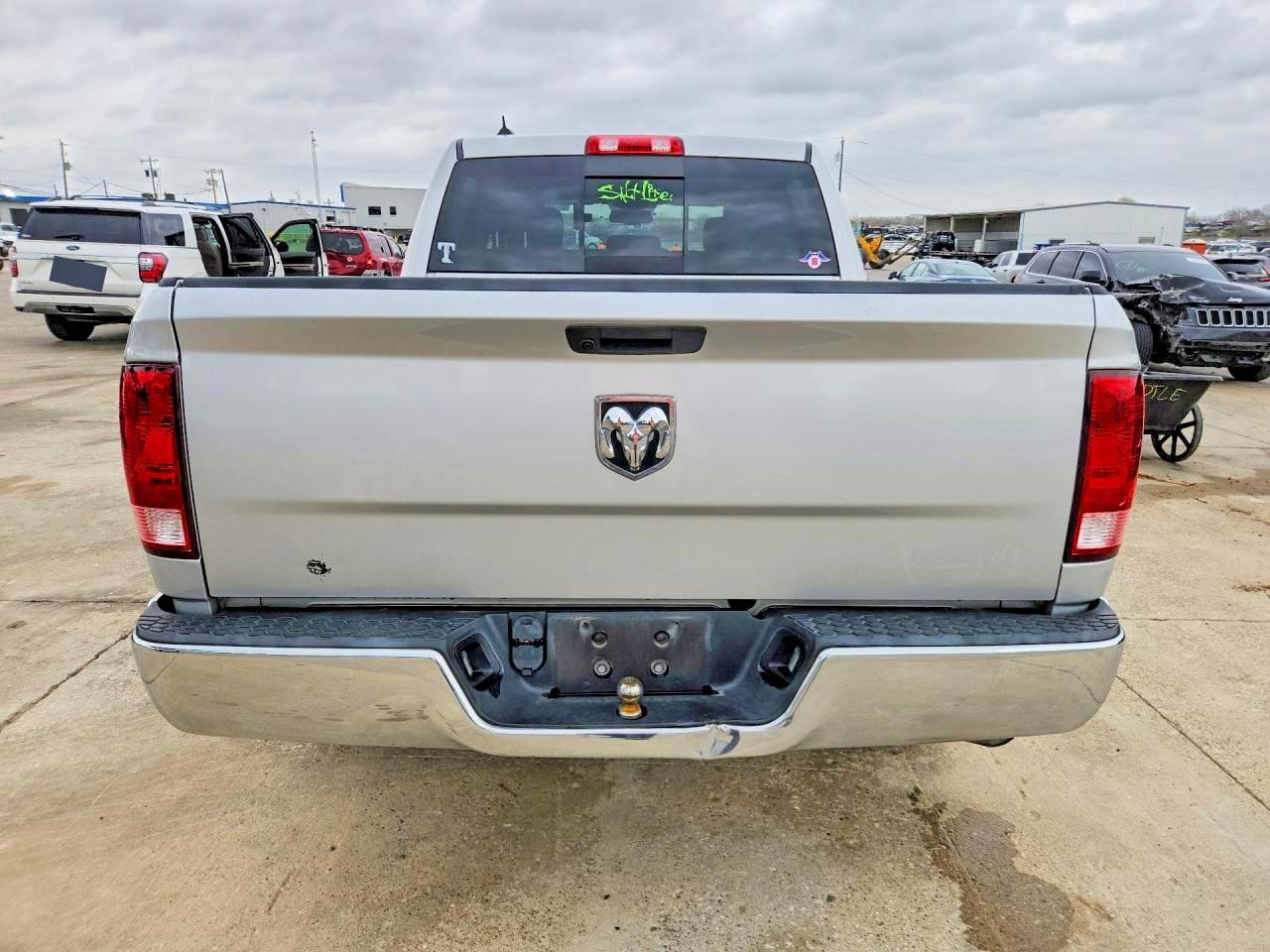 2019 Dodge RAM 1500 Classic SLT