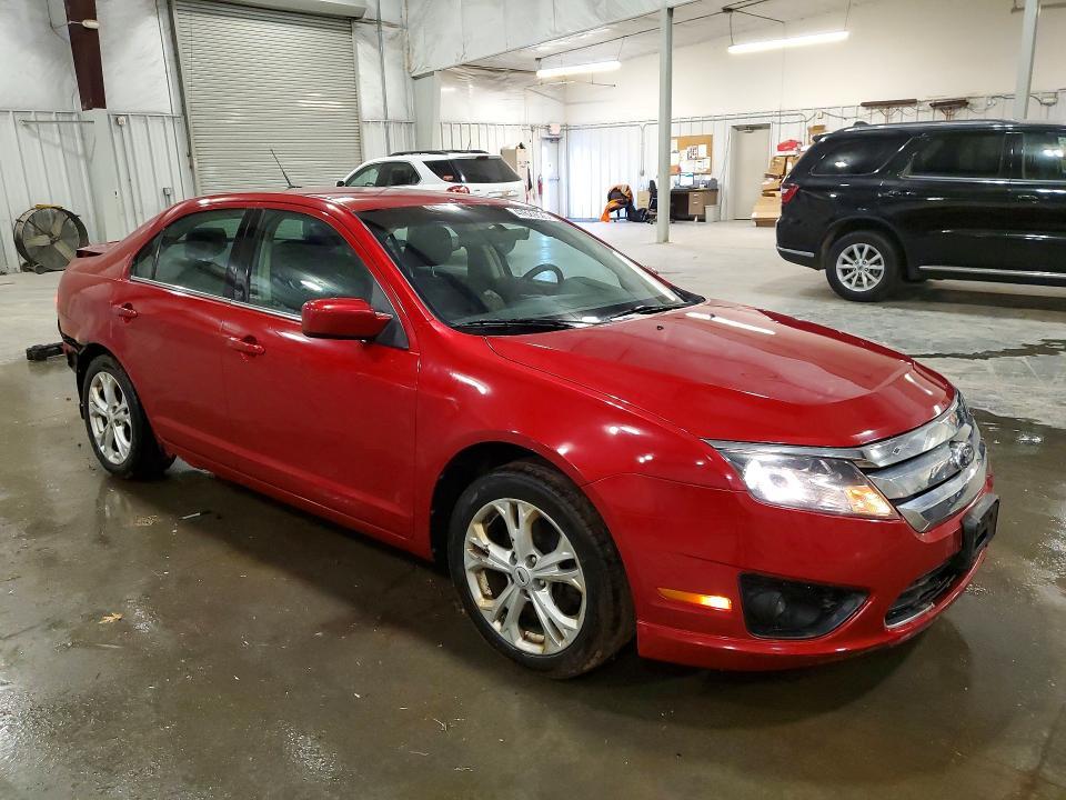 2012 Ford Fusion se