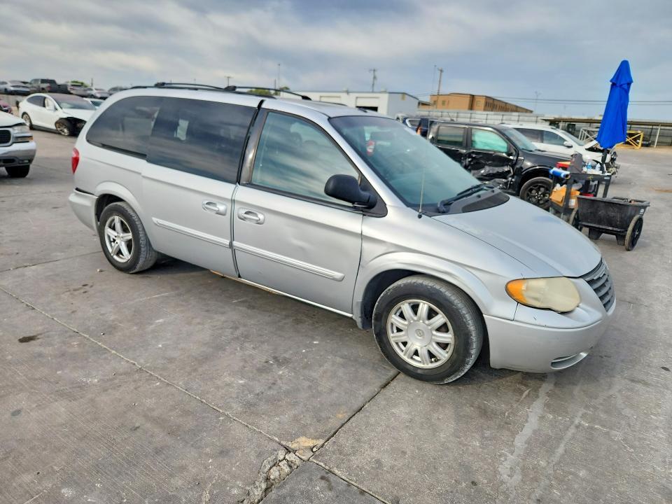 2006 Chrysler Town & Country Touring