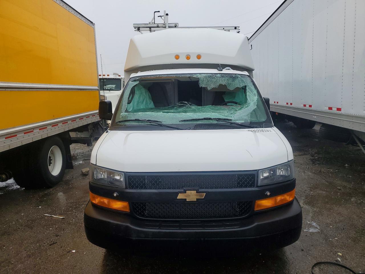 2024 Chevrolet Express Utility / Service Truck