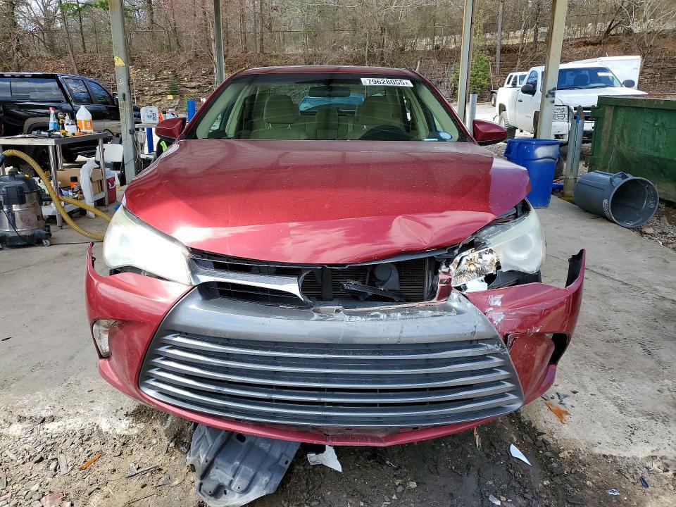 2015 Toyota Camry le