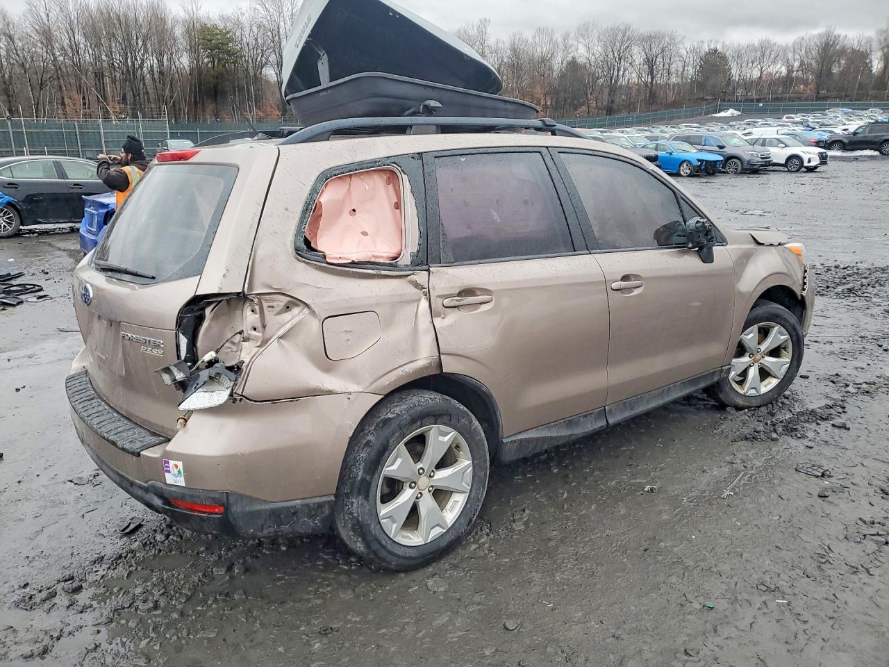 2015 Subaru Forester 2.5i