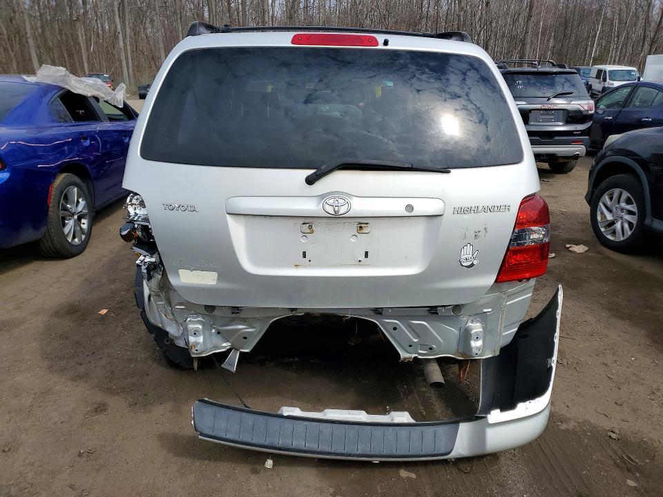 2005 Toyota Highlander Base