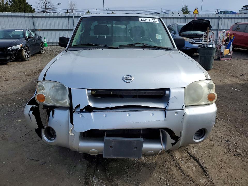 2002 Nissan Frontier Standard