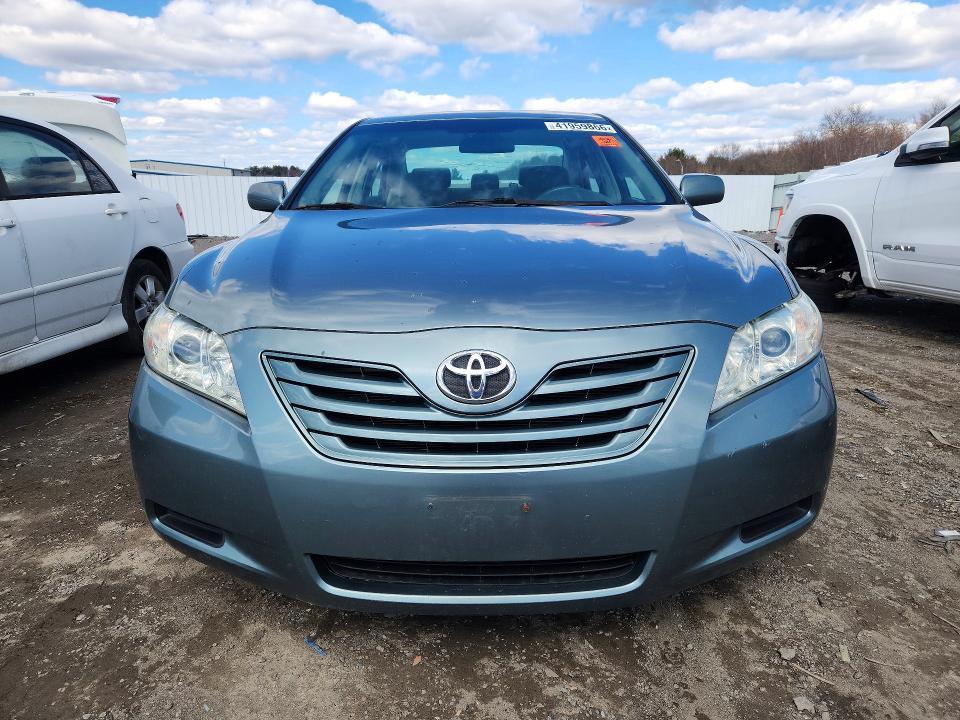 2009 Toyota Camry le