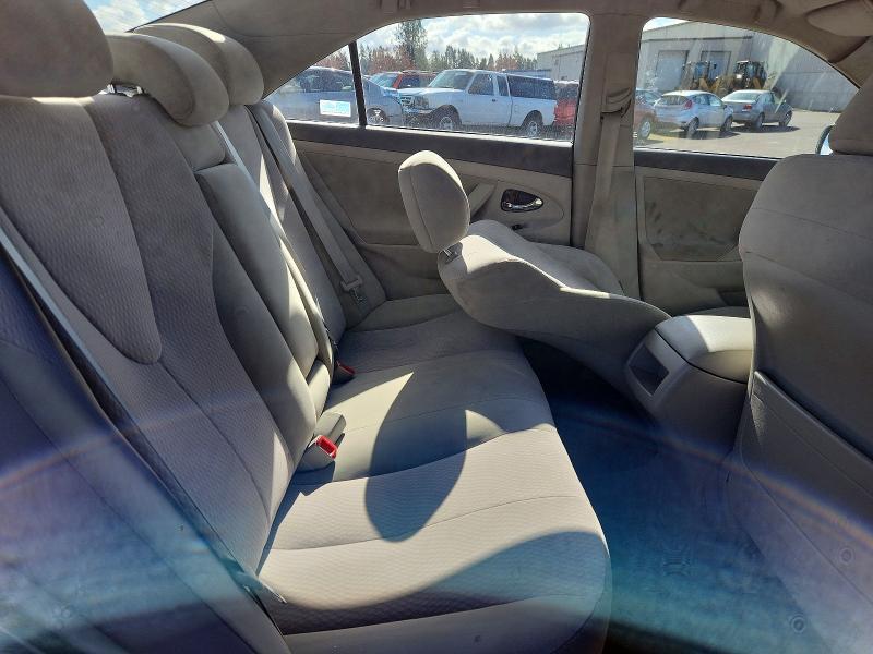 2011 Toyota Camry le