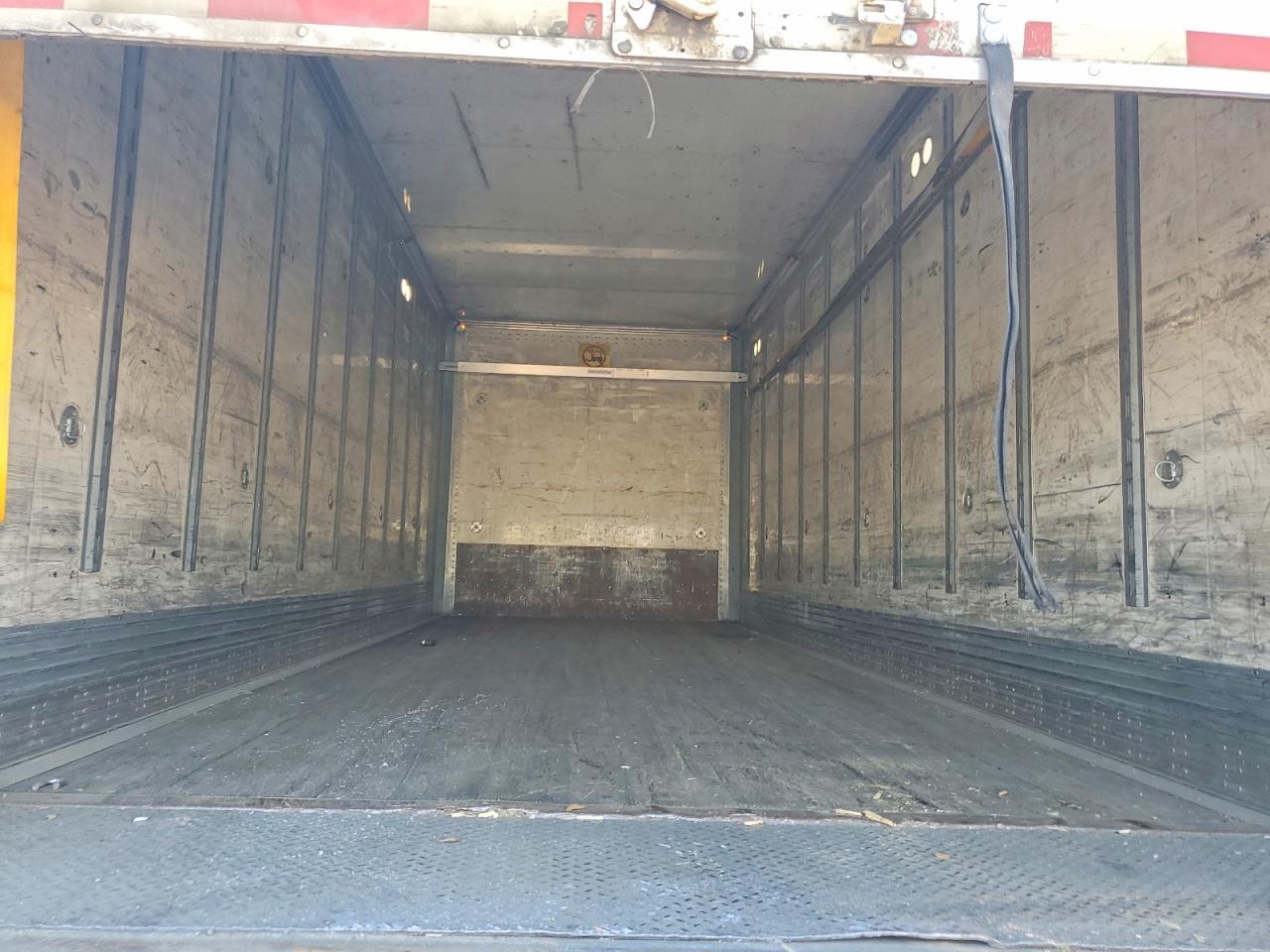 2014 Kenworth T370 BOX Truck