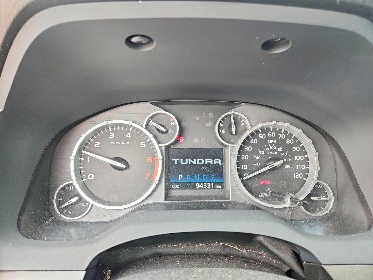 2014 Toyota Tundra SR5