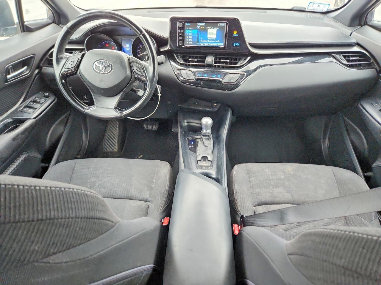 2018 Toyota C-hr xle