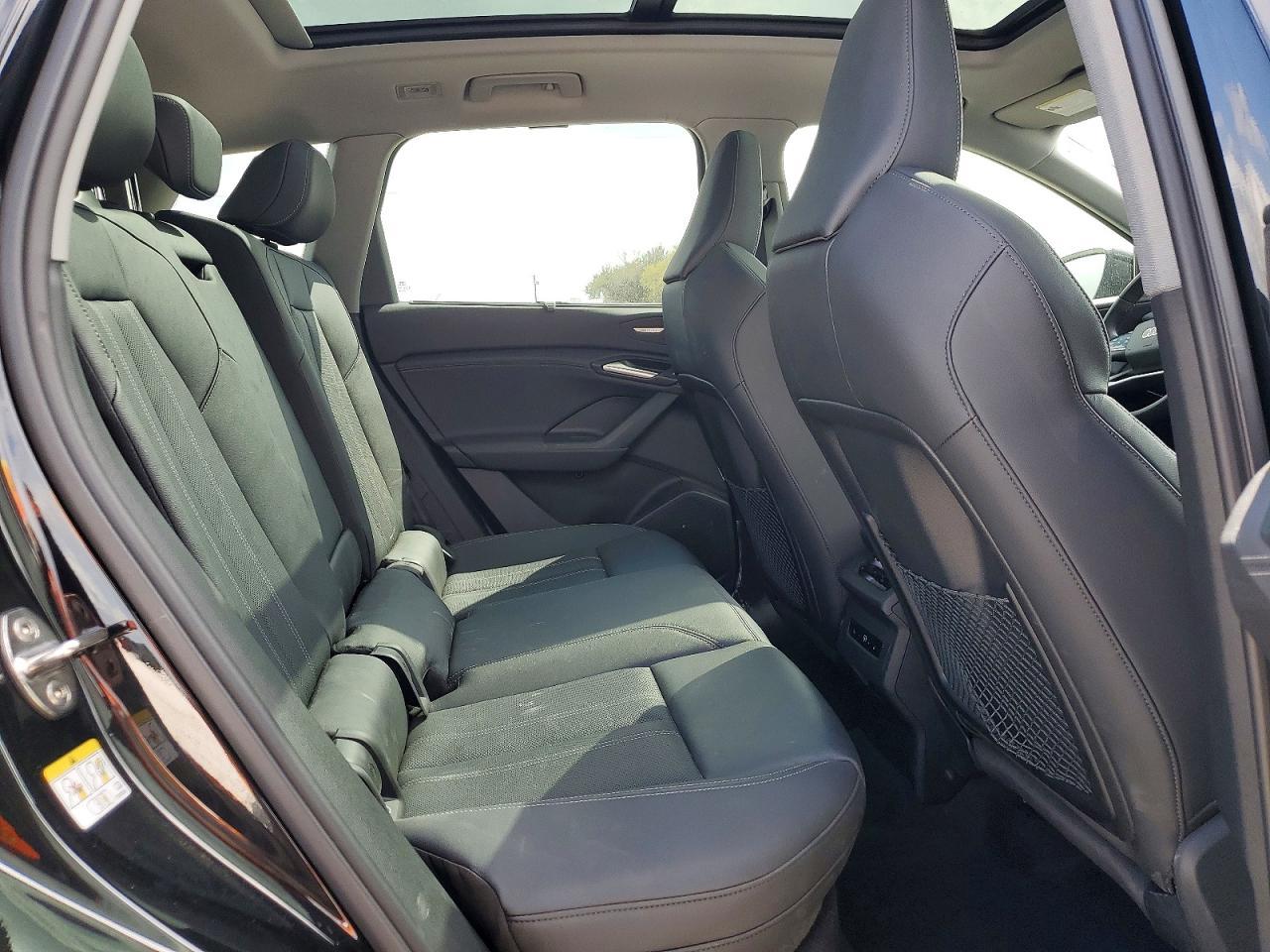 2025 Audi Q6 E-tron Prestige