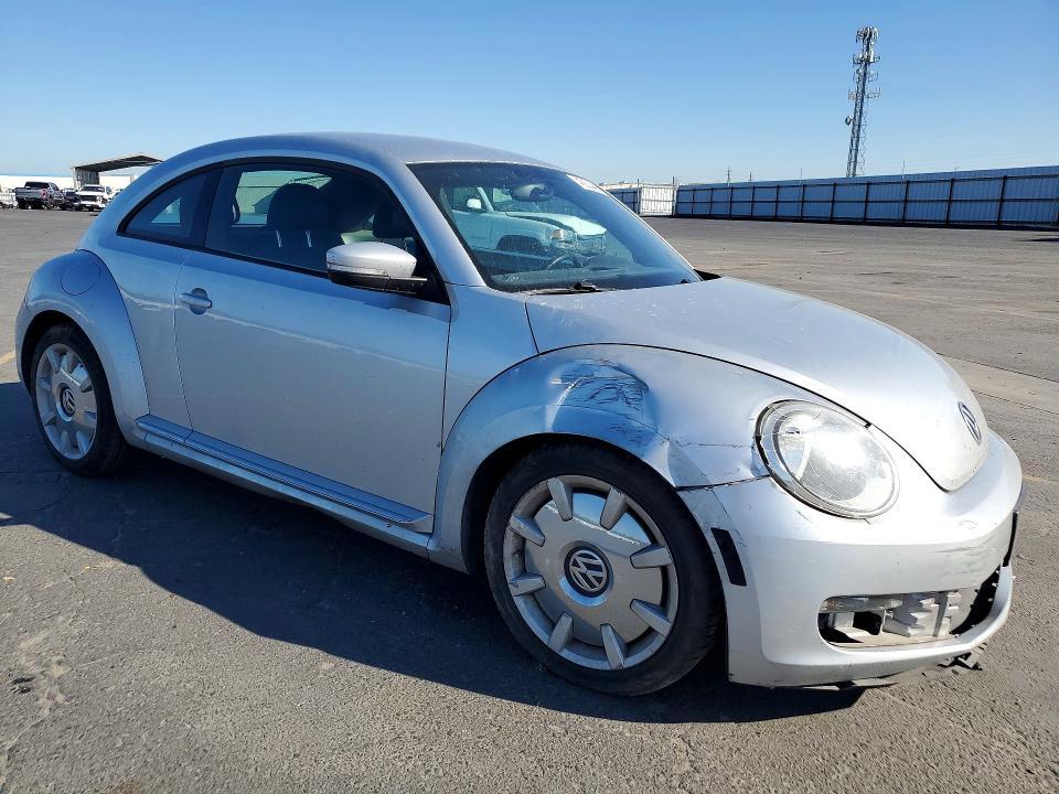 2012 Volkswagen Beetle