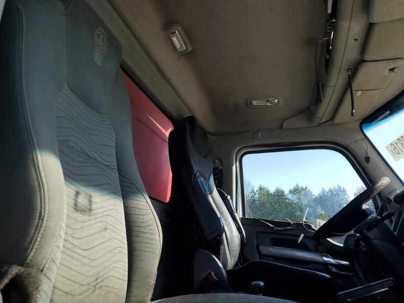 2015 Kenworth T880 Dump Truck