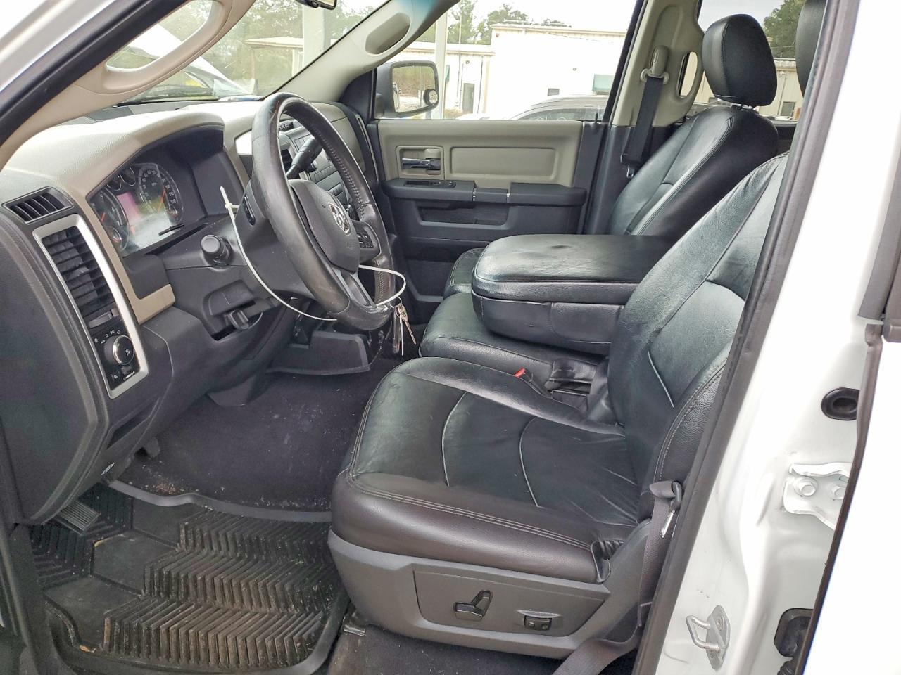 2012 Dodge RAM 1500 SLT