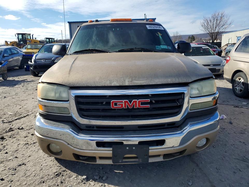 2004 GMC Sierra K2500 Heavy Duty