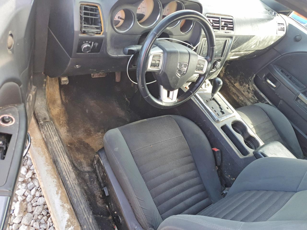 2012 Dodge Challenger sxt