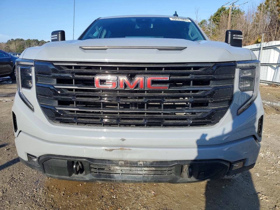 2024 GMC Sierra K1500 Elevation