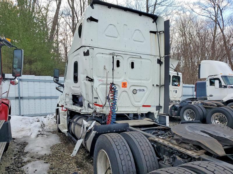 2022 Freightliner Cascadia 126 Semi Truck
