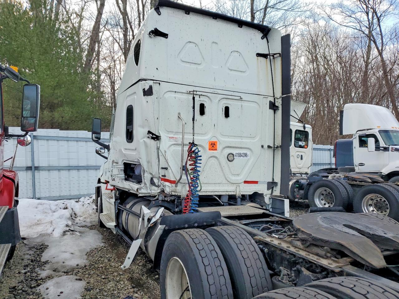 2022 Freightliner Cascadia 126 Semi Truck