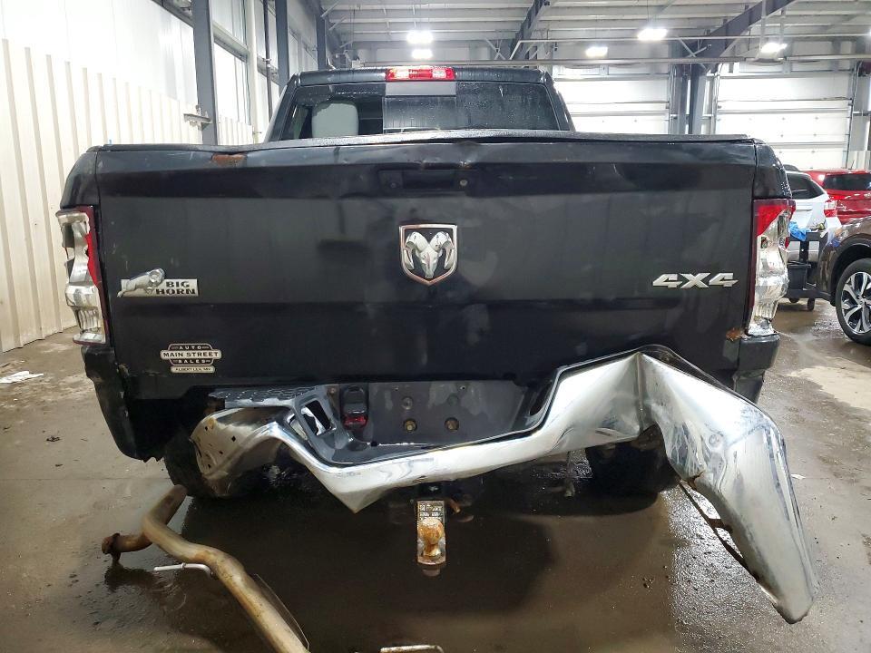 2015 Dodge RAM 1500 SLT