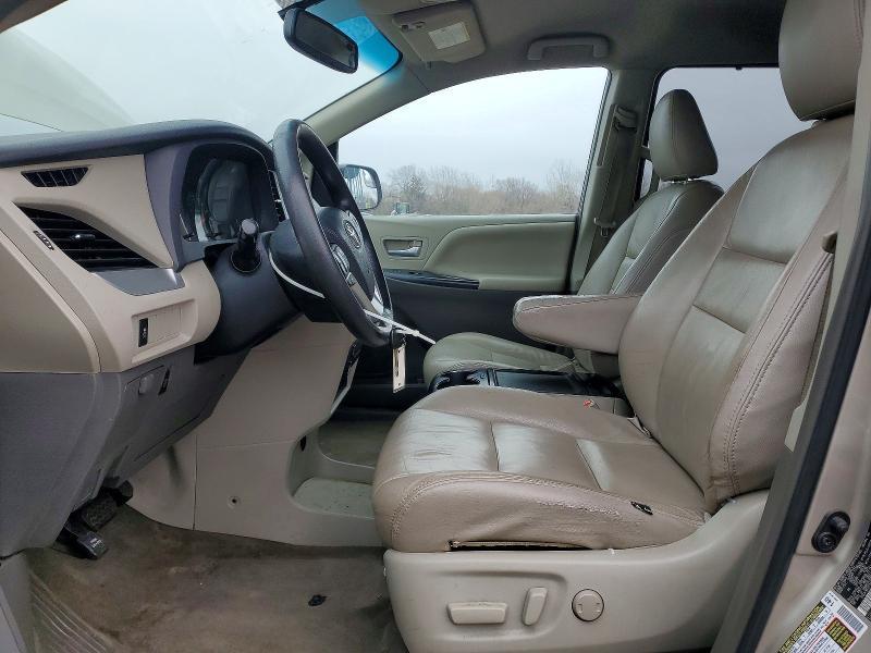 2015 Toyota Sienna