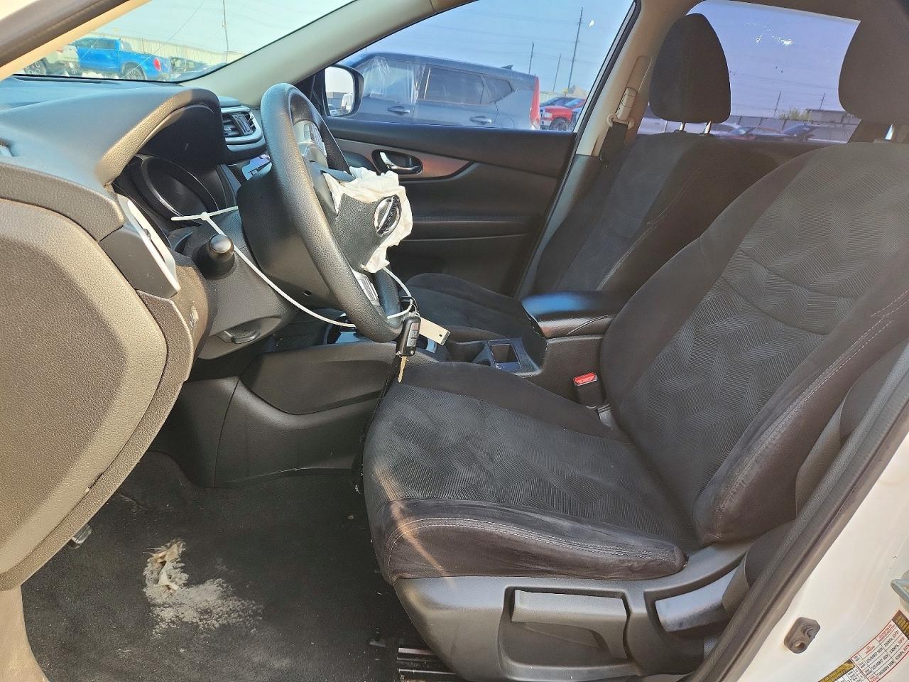 2014 Nissan Rogue s