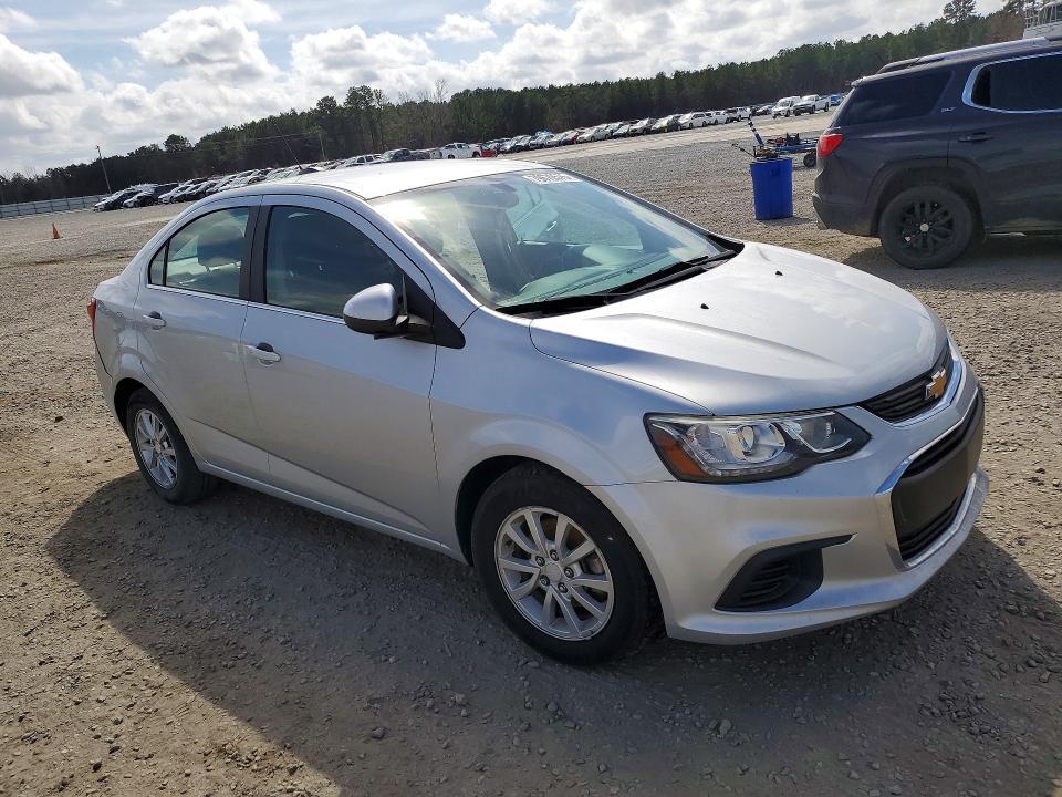 2018 Chevrolet Sonic lt