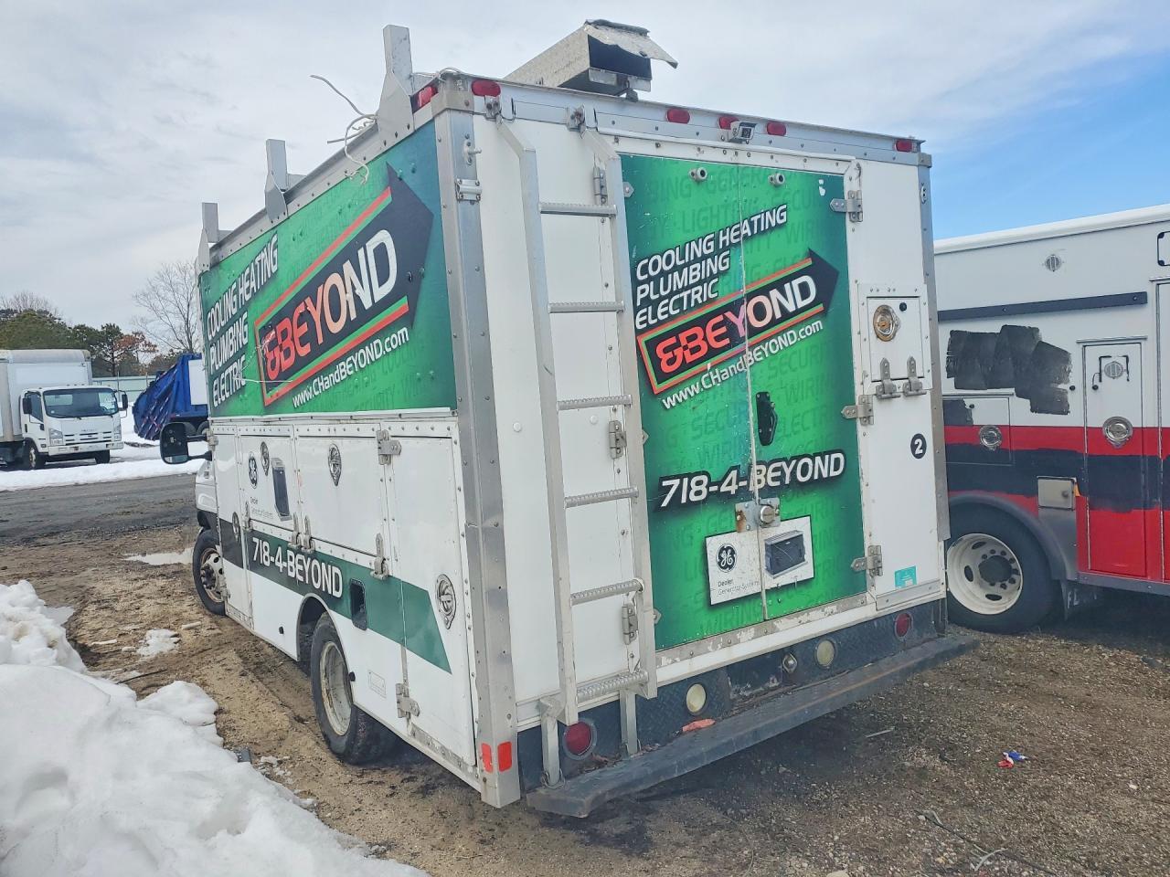 2005 Ford E350 Utility / Service Truck