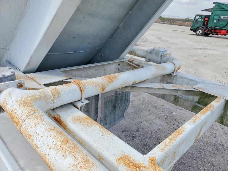 1988 Heil Cement Trailer