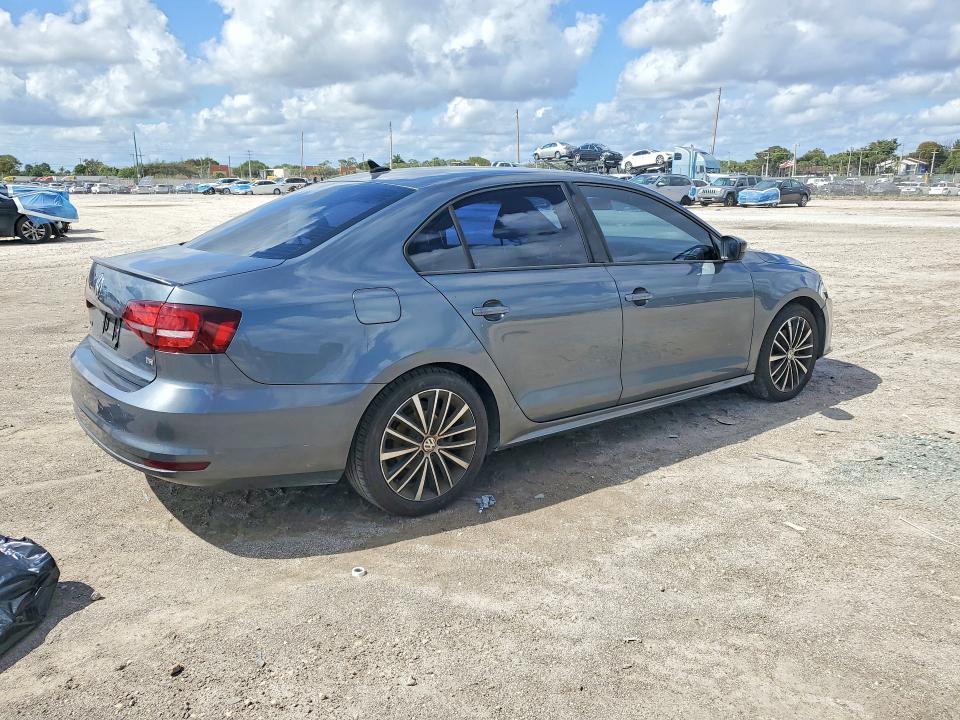 2016 Volkswagen Jetta Sport