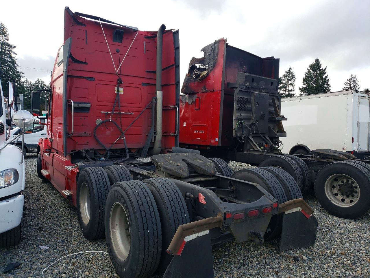 2013 Volvo VN VNL
