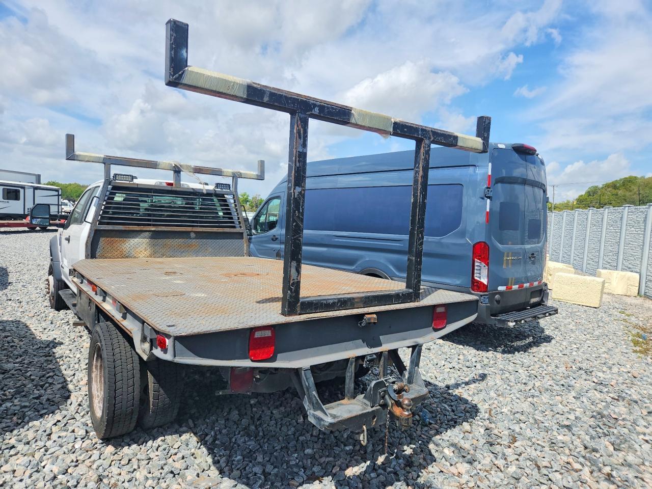 2020 Ford F550 Super Duty Flatbed Truck