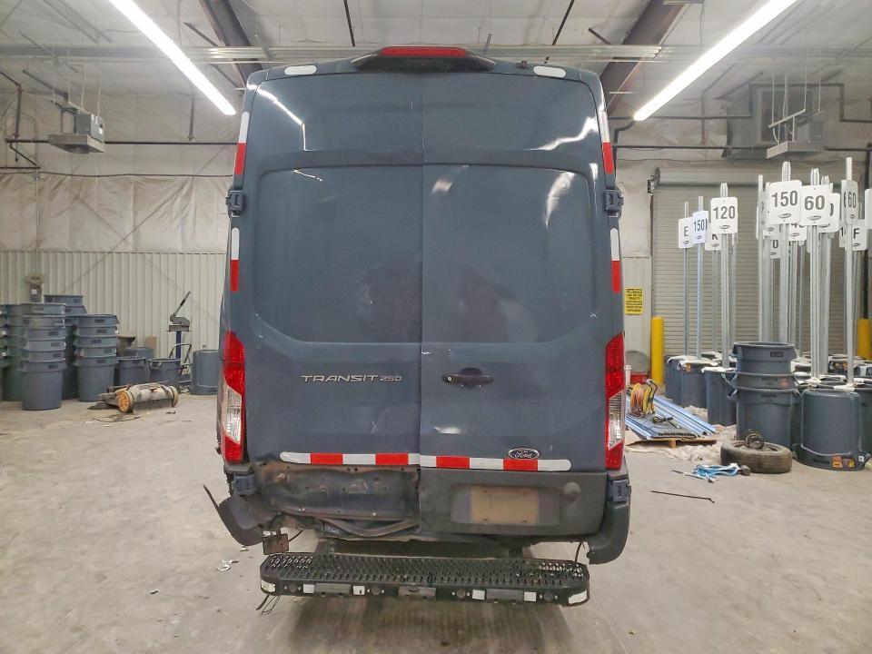 2020 Ford Transit T-250