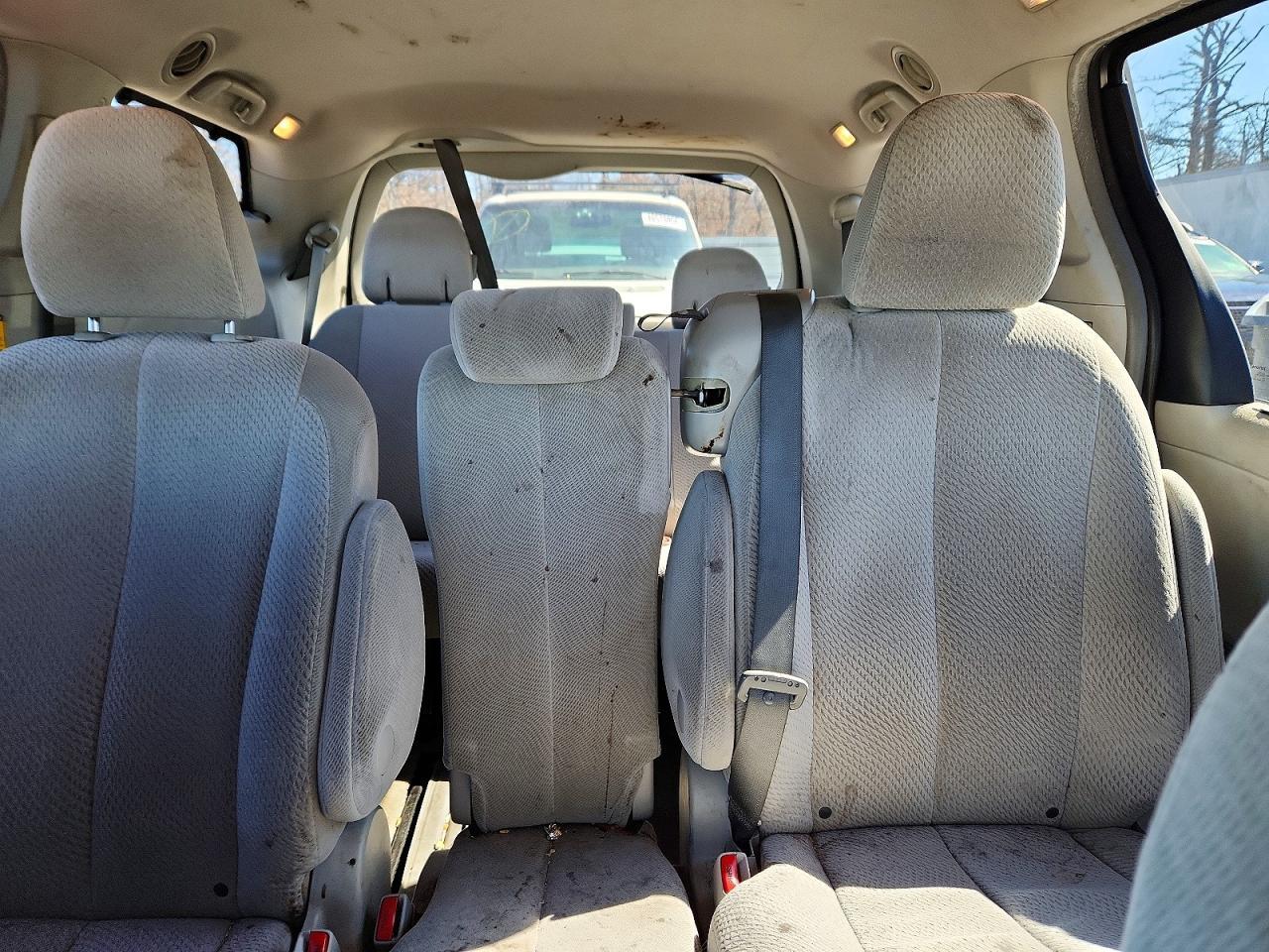 2012 Toyota Sienna