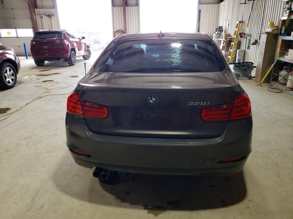 2012 BMW 328 i