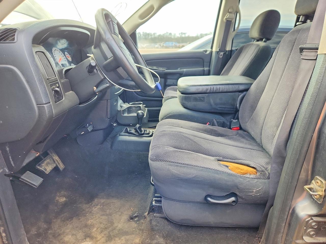 2005 Dodge RAM 1500 ST