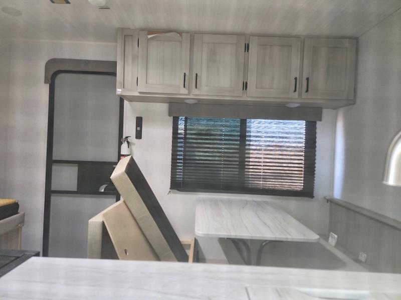 2025 Foresriver 2025 Forest River Della Terra Camper