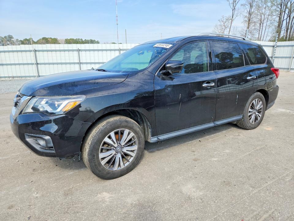 2019 Nissan Pathfinder sl