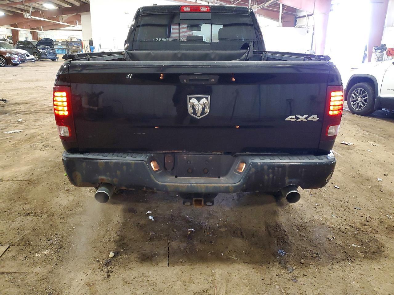 2013 Dodge RAM 1500 Sport