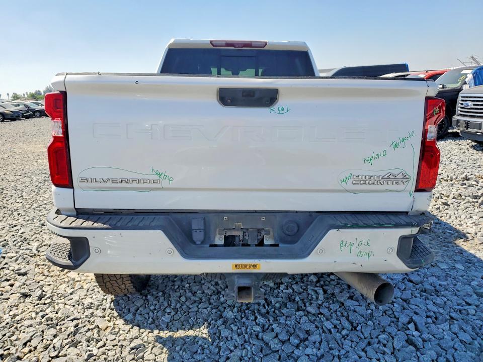 2021 Chevrolet Silverado K2500 High Country