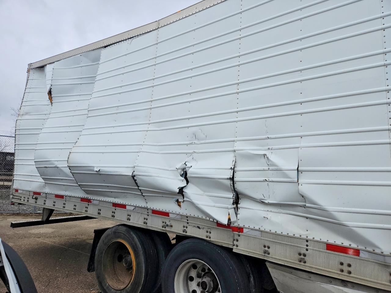 2016 Utility VS2RA Refrigerated Van Trailer