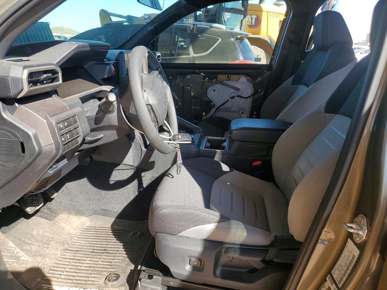 2025 Toyota Tacoma TRD OFF-Road