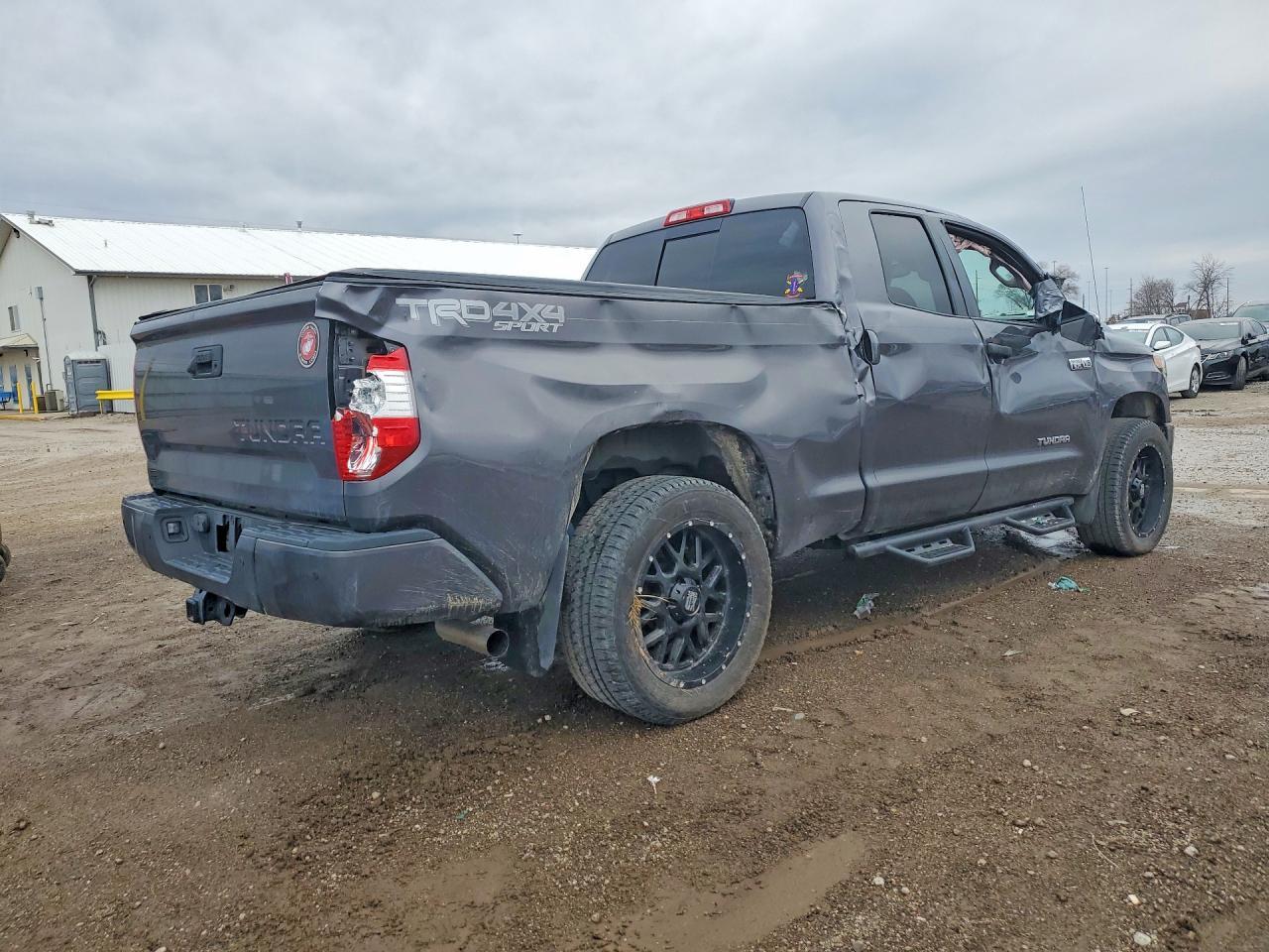 2018 Toyota Tundra SR5