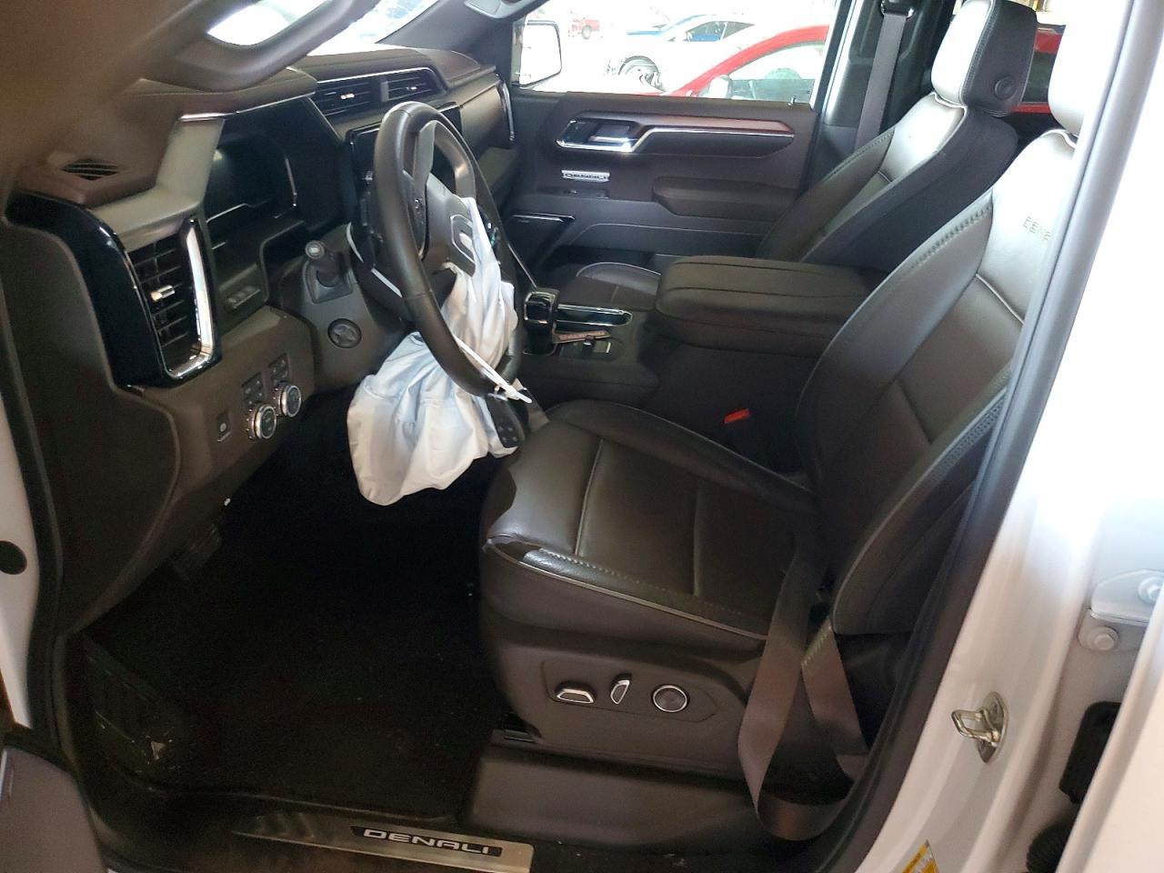 2025 GMC Sierra K1500 Denali