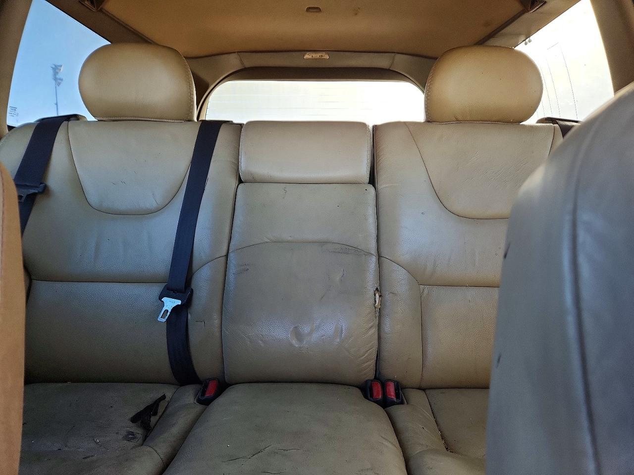 2002 Volvo V70 xc