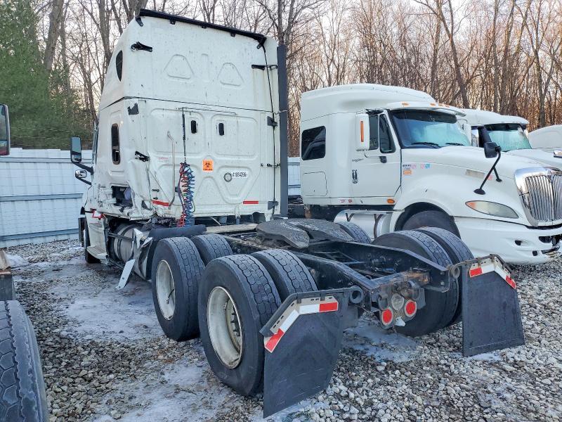 2022 Freightliner Cascadia 126 Semi Truck