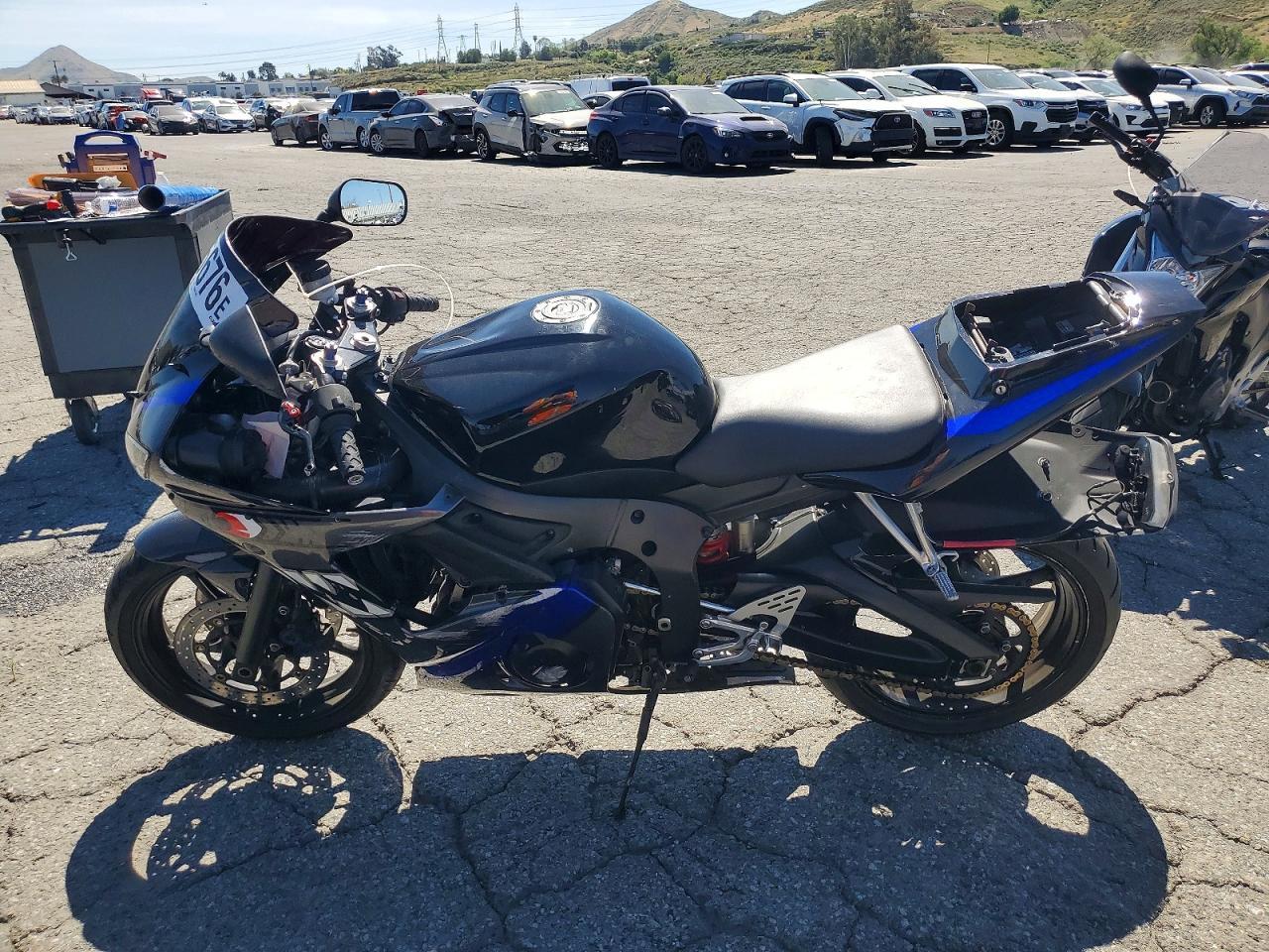 2004 Yamaha YZFR6 L
