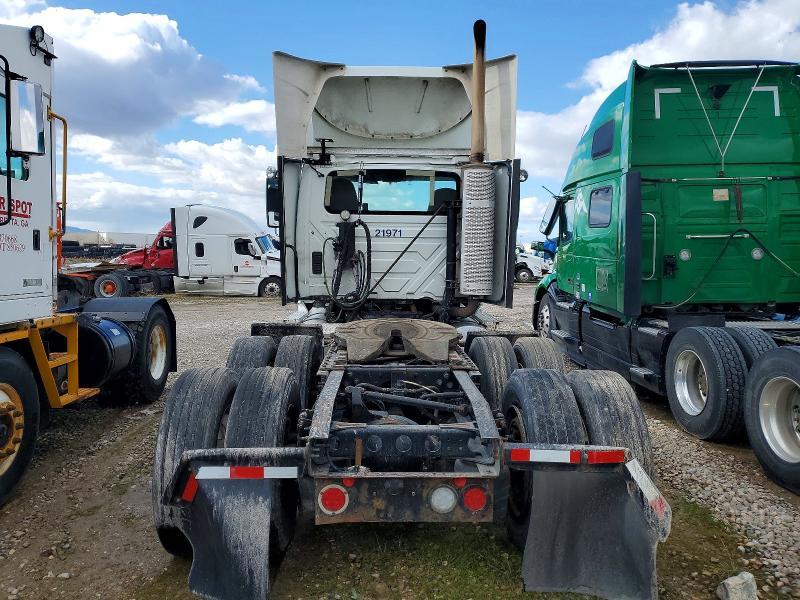 2013 International LF687 Semi Truck