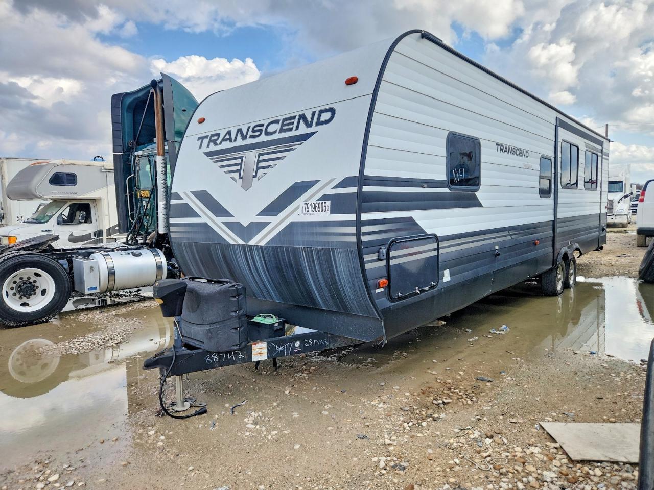 2019 Grand Desi GN Transcend Camper